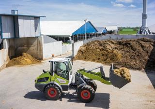 Универсални товарачи Claas Torion 639