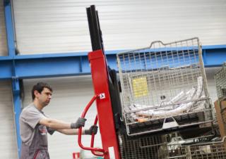 Палетни стакери Уоки стакери Manitou Kleos EB 250 D18