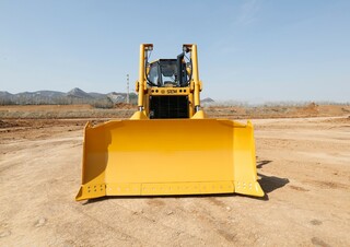 Верижен булдозер SEM 816D 