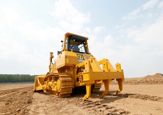 Верижен булдозер SEM 822D DS
