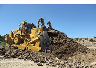 Верижен булдозер Caterpillar D11T
