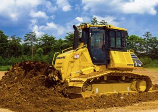 Верижен булдозер Komatsu D61EX-24E0