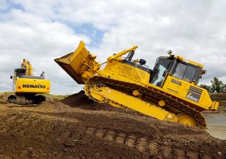 Верижен булдозер Komatsu D65EXi-18E0