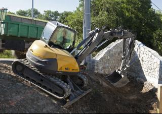 Верижни екскаватори Mecalac 10MCR