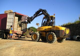 Верижни екскаватори Mecalac 10MCR