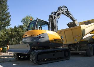 Верижни екскаватори Mecalac 10MCR