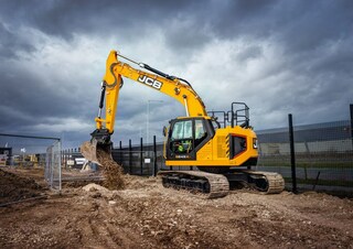 Верижни екскаватори JCB 245XR