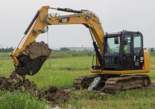 Верижни екскаватори Caterpillar 30700