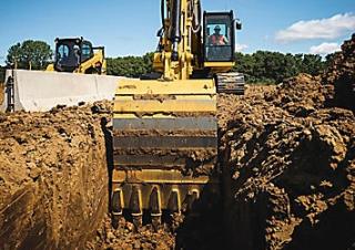 Верижни екскаватори Caterpillar 320