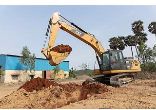 Верижни екскаватори Caterpillar 320D3