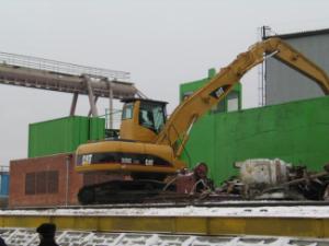 Верижни екскаватори Caterpillar 325 C MH