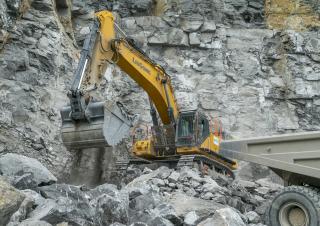 Верижни екскаватори Liugong 975F