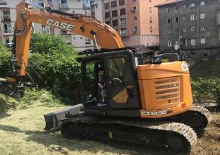 Верижни екскаватори Case CX145D SR