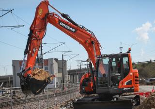 Верижни екскаватори Doosan DX140LCR-3