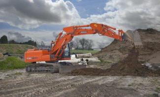 Верижни екскаватори Doosan DX 225LC-3