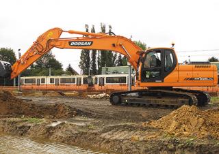Верижни екскаватори Doosan DX 225LC-3