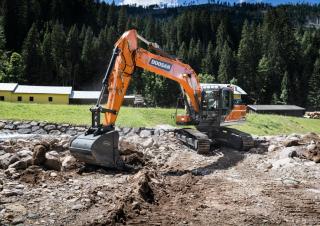Верижни екскаватори Doosan DX210NLC-7