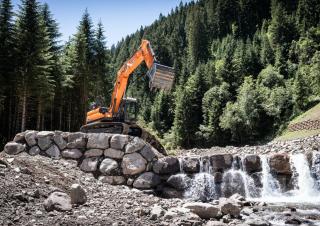 Верижни екскаватори Doosan DX245NHD-7