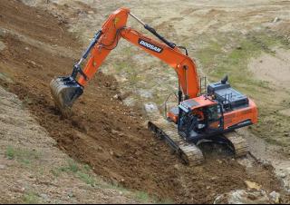 Електрически верижни багери Doosan DX300LC-5 SLR