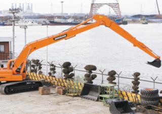 Електрически верижни багери Doosan DX300LC SLR