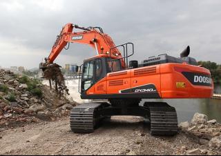 Верижни екскаватори Doosan DX340LC-5