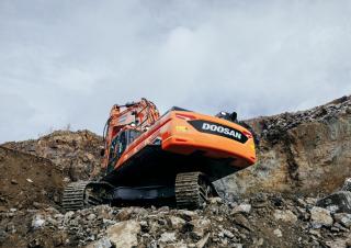Верижни екскаватори Doosan DX490LC-7