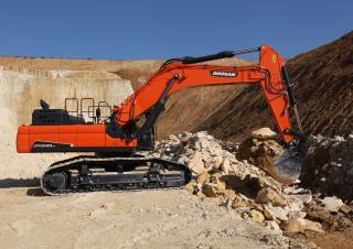 Верижни екскаватори Doosan DX530LC-5