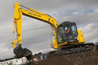 Верижни екскаватори New Holland E140C SR LC