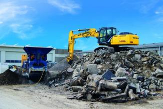 Верижни екскаватори New Holland E215C LC