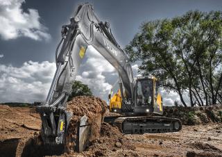 Верижни екскаватори Volvo EC220EN