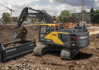 Верижни екскаватори Volvo EC250ERL