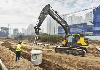 Верижни екскаватори Volvo EC300EL