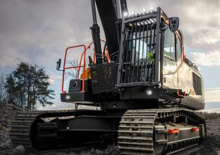 Верижни екскаватори Volvo EC400 Straight Boom L