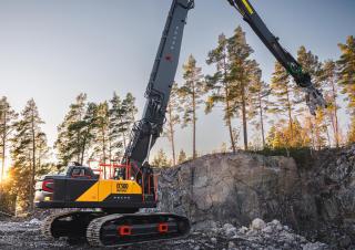 Верижни екскаватори Volvo EC500 High Reach