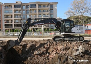 Верижни екскаватори Hidromek HMK 230 LC