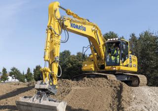 Верижни екскаватори Komatsu PC210LCi-11E0