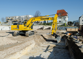 Верижни екскаватори Komatsu PC290LCi-11E0