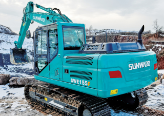 Верижни екскаватори Sunward SWE155F