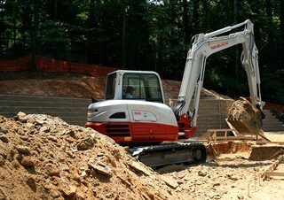 Верижни екскаватори Takeuchi TB 285