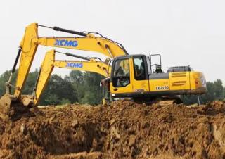 Верижни екскаватори XCMG XE215D 