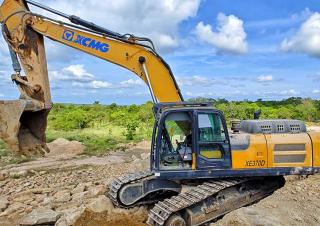 Верижни екскаватори XCMG XE370D