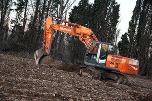 Верижни екскаватори Hitachi ZX 180 LC-3