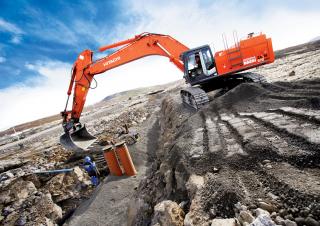 Верижни екскаватори Hitachi ZX 670 LCH-3