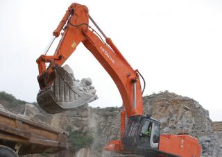 Верижни екскаватори Hitachi ZX 870 LCH-3