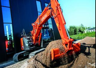 Верижни екскаватори Hitachi ZX135US-6