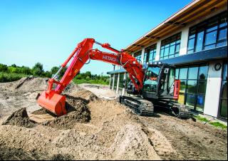 Верижни екскаватори Hitachi ZX135US-6