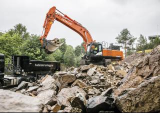 Верижни екскаватори Hitachi ZX490LCH-6