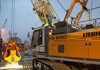 Верижни кранове - решетъчна стрела Liebherr HS 8100
