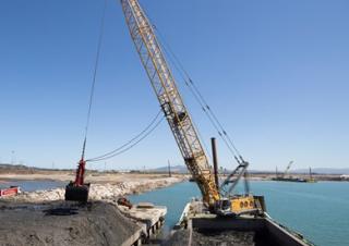Верижни кранове - решетъчна стрела Liebherr HS 8300