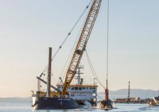 Верижни кранове - решетъчна стрела Liebherr HS 8300.1